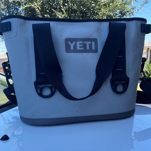 yeti hopper 20